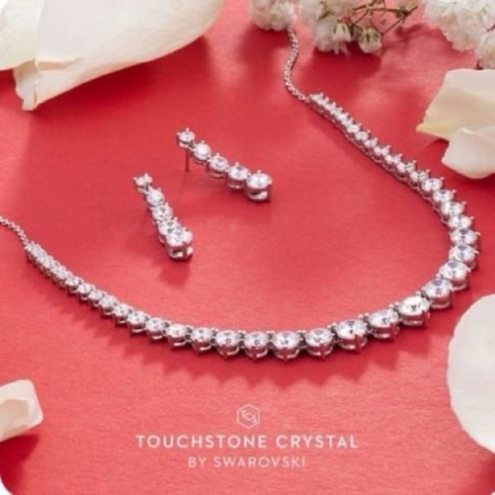 Touchstone Crystal by Swarovski Everlasting Necklace and Earring Set.  New